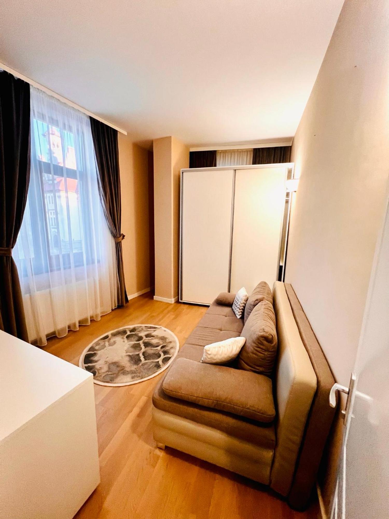 Next Apartments Constanta Bagian luar foto
