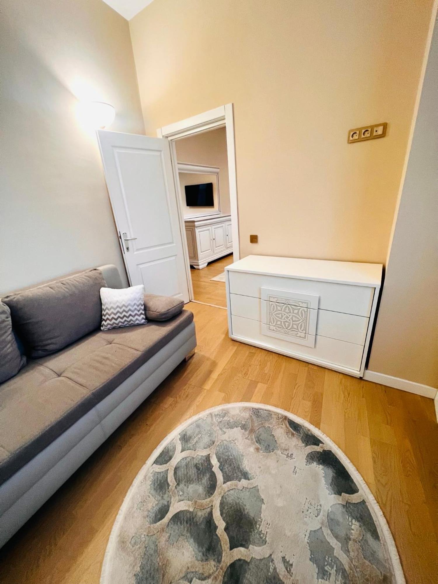 Next Apartments Constanta Bagian luar foto