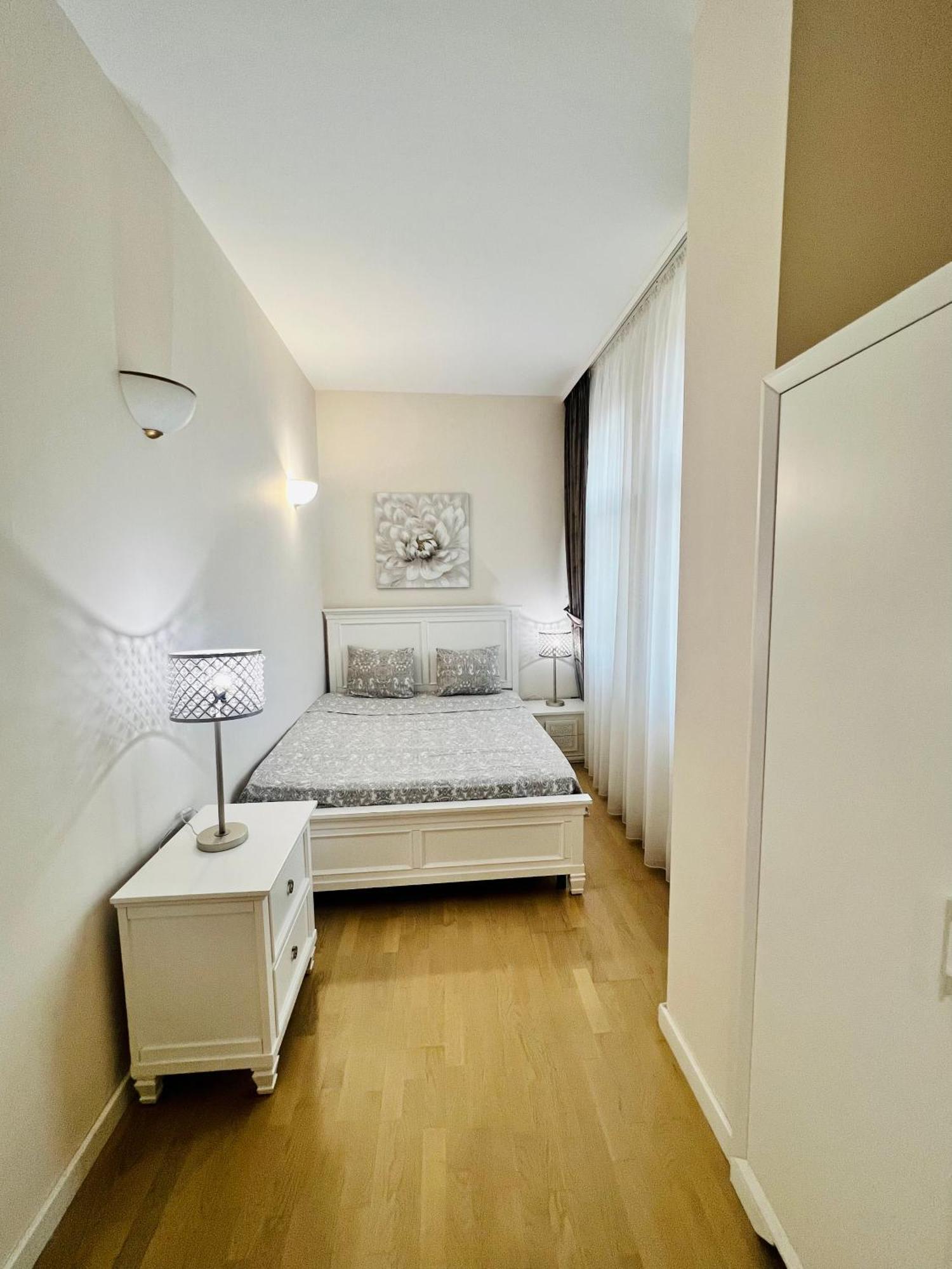 Next Apartments Constanta Bagian luar foto