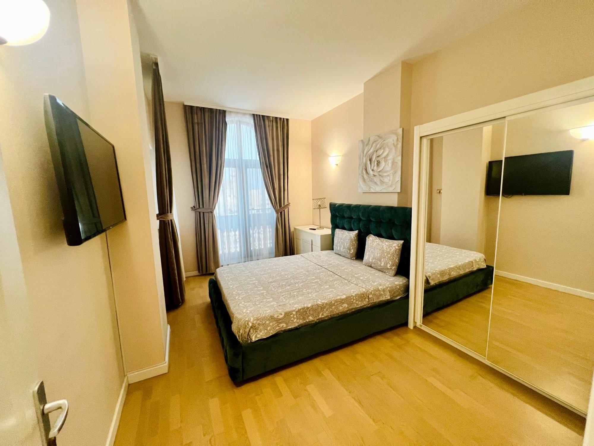 Next Apartments Constanta Bagian luar foto